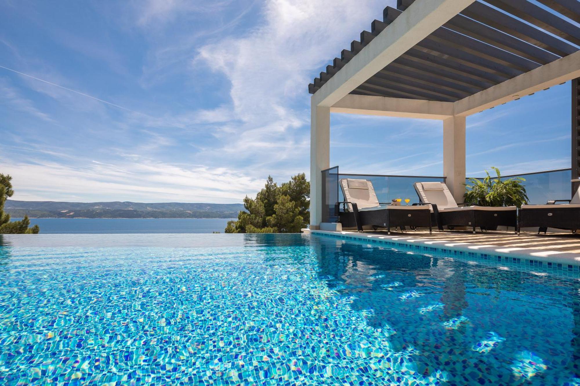 Luxury Seafront Villa With Heated Pool, Jacuzzi, Sea View, 150 M From Beach Stanici Esterno foto